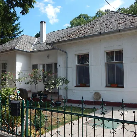 Nefelejcs Nyaralohaz Balatonboglár
